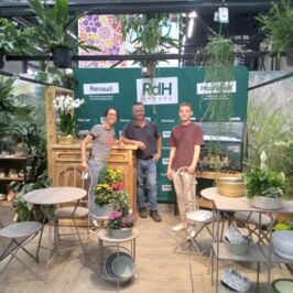 On y est ! Top départ pour le Salon du Végétal 🌱

Nous sommes prêts à vous accueillir du 15 au 17 septembre 2026 pour 3 jours de rencontres, d'échanges et de découvertes ! 

Venez nous retrouver Stand 306 - Hall Novaxia 📍

On vous attend 💚 

#Angers #SalonDuVegetal2026 #PlanteVerte #ProDuVegetal #Evenement