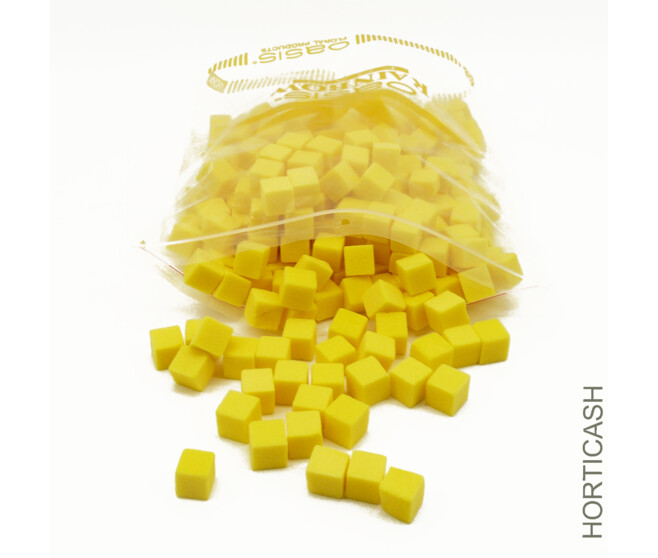 MINI CUBES RAINBOW 2X2X2CM JAUNE SOLEIL OASIS x300